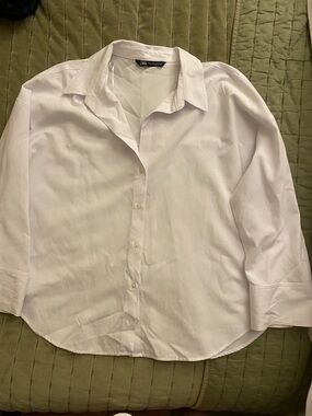 Zara womens White Casual Button-Down Shirt